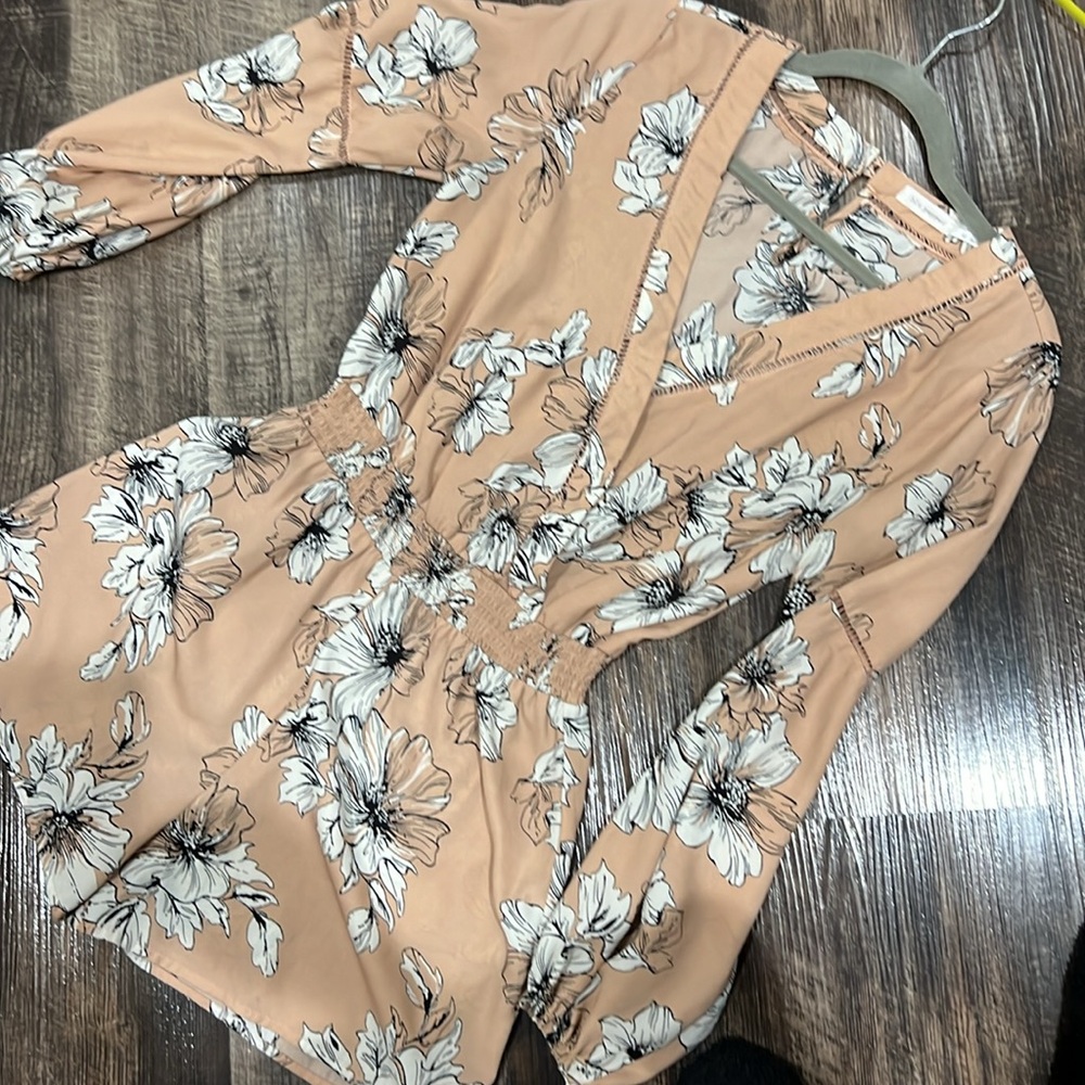 New Blu Pepper Floral Tan Romper